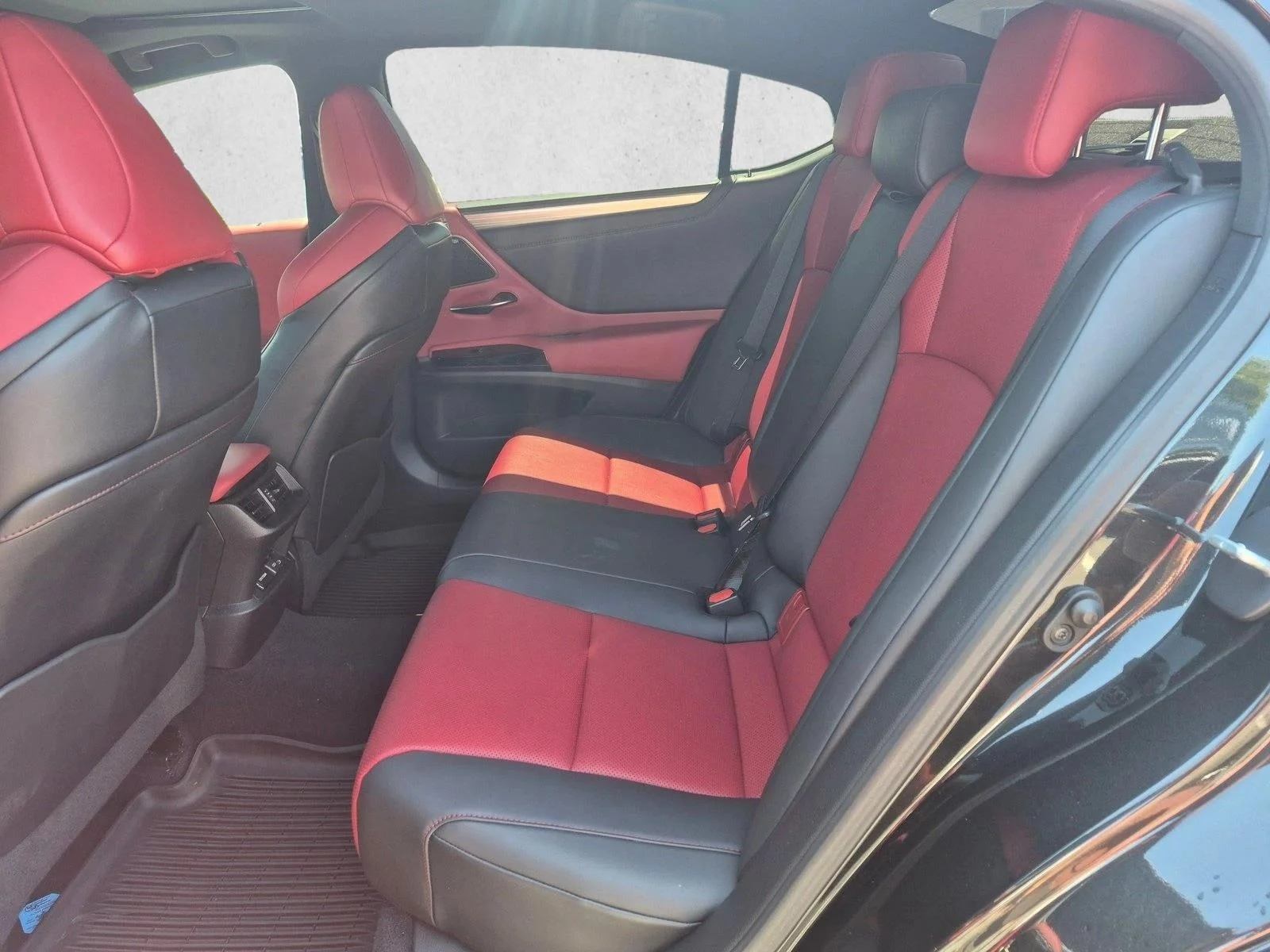 Certified Used 2022 Caviar Lexus F SPORT image 18