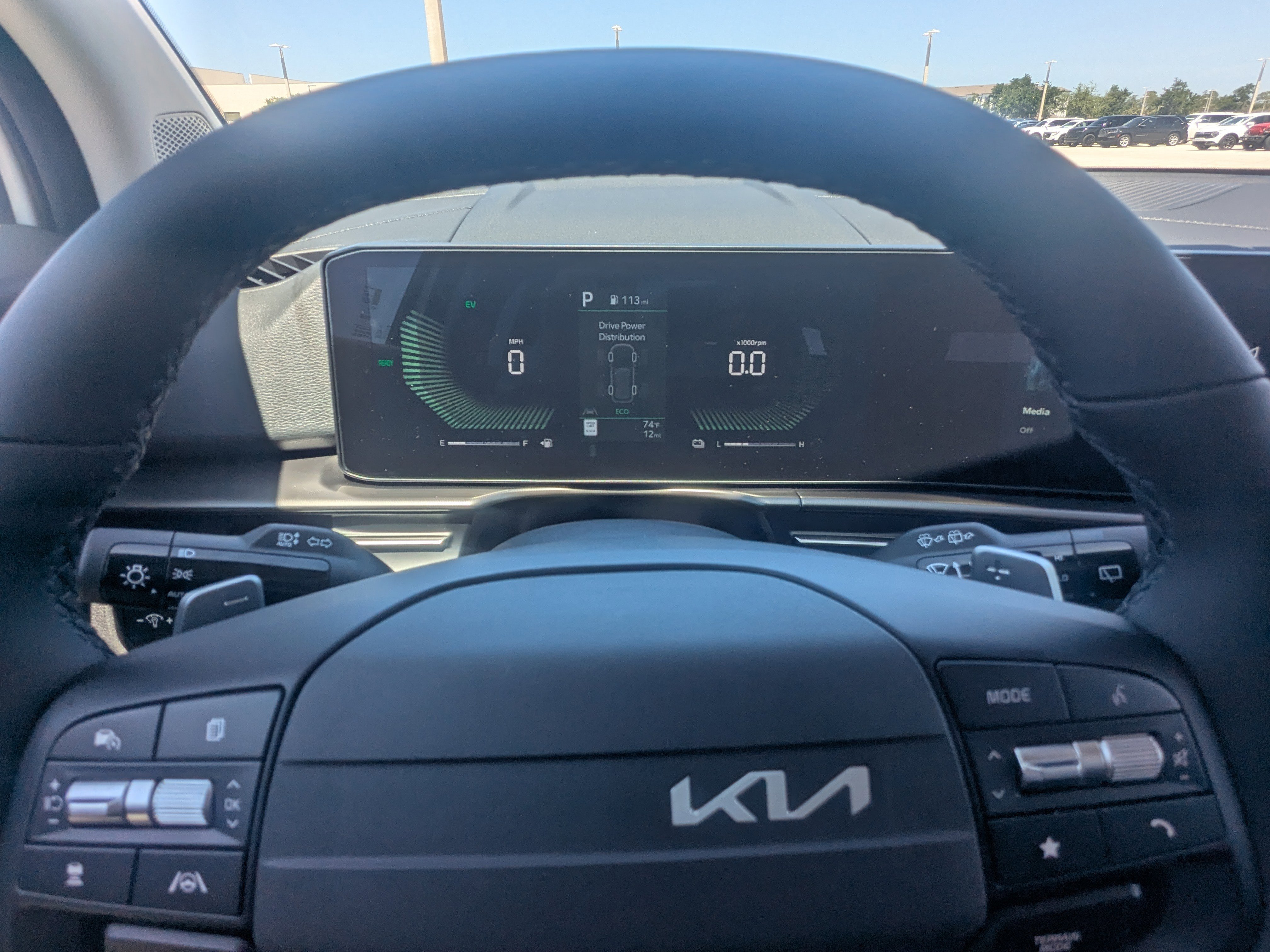 New 2026 Snow White Pearl Kia EX image 36