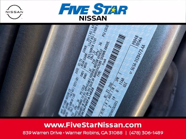 Used 2024 Silver Ford XLT image 18