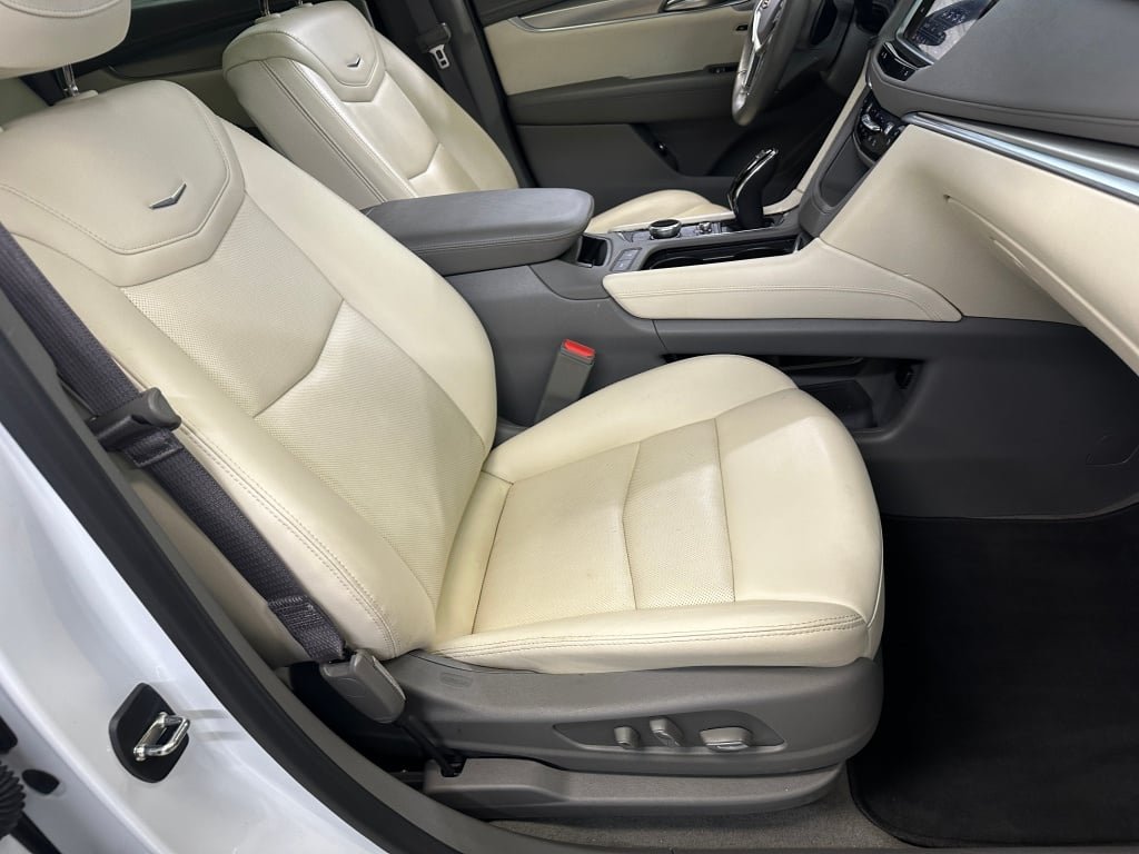 Used 2024 Crystal White Tricoat Cadillac Premium Luxury image 36