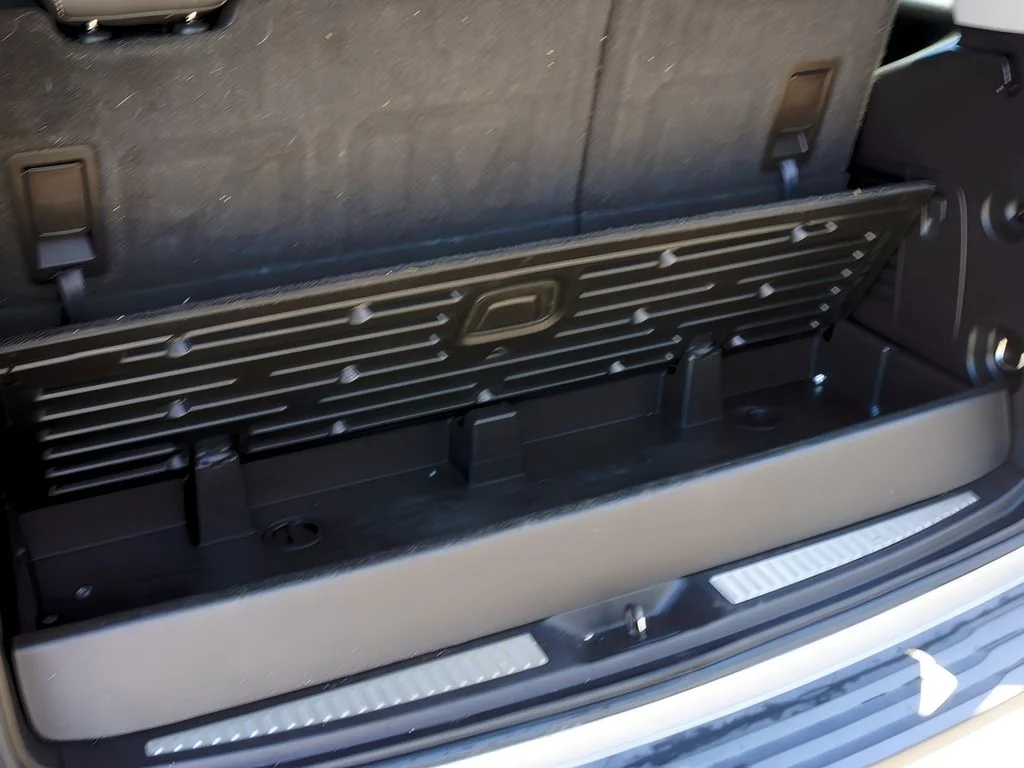 2017 Chevrolet Tahoe LT - Photo 38