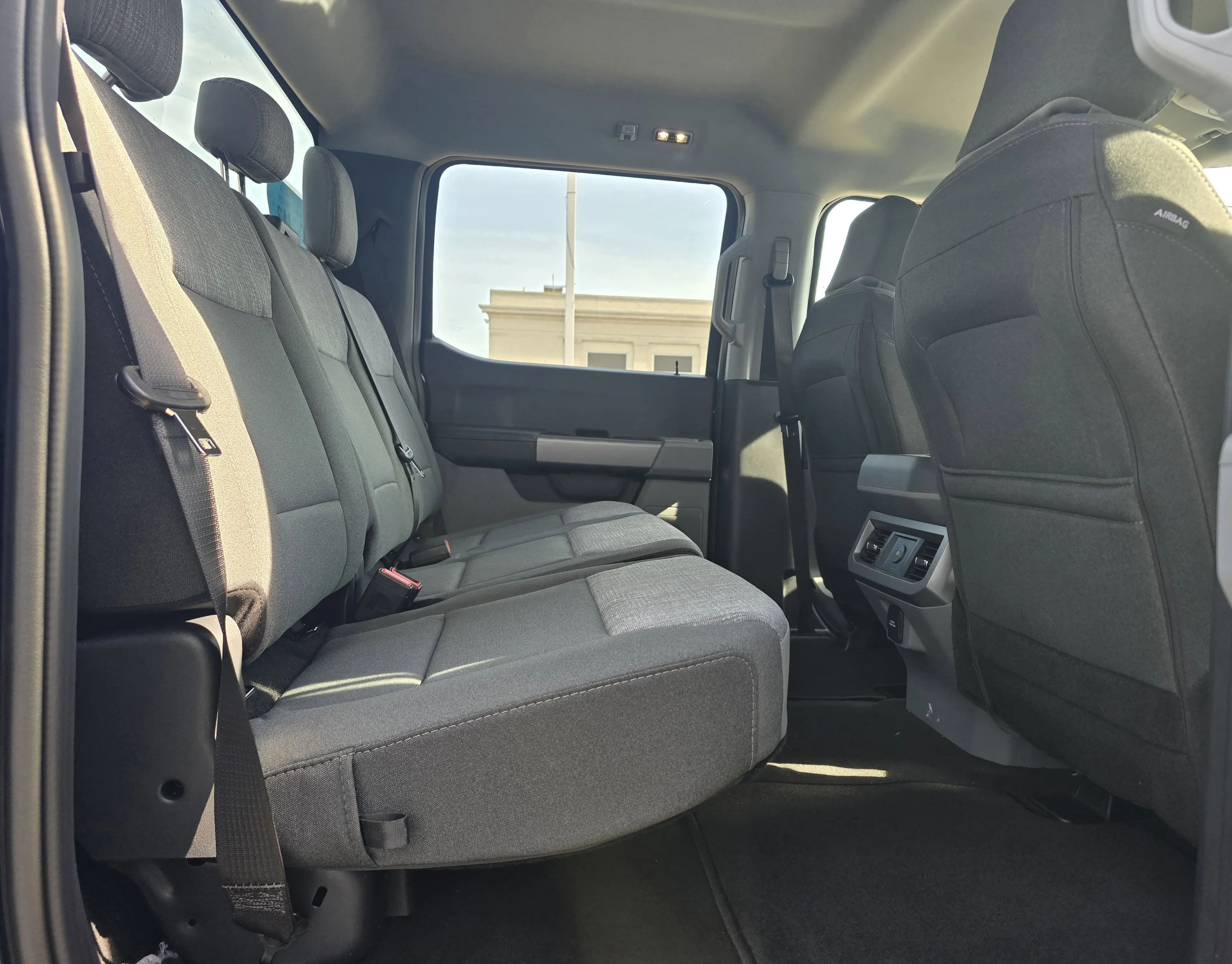 2025 Ford F-350 Super Duty XLT - Photo 15