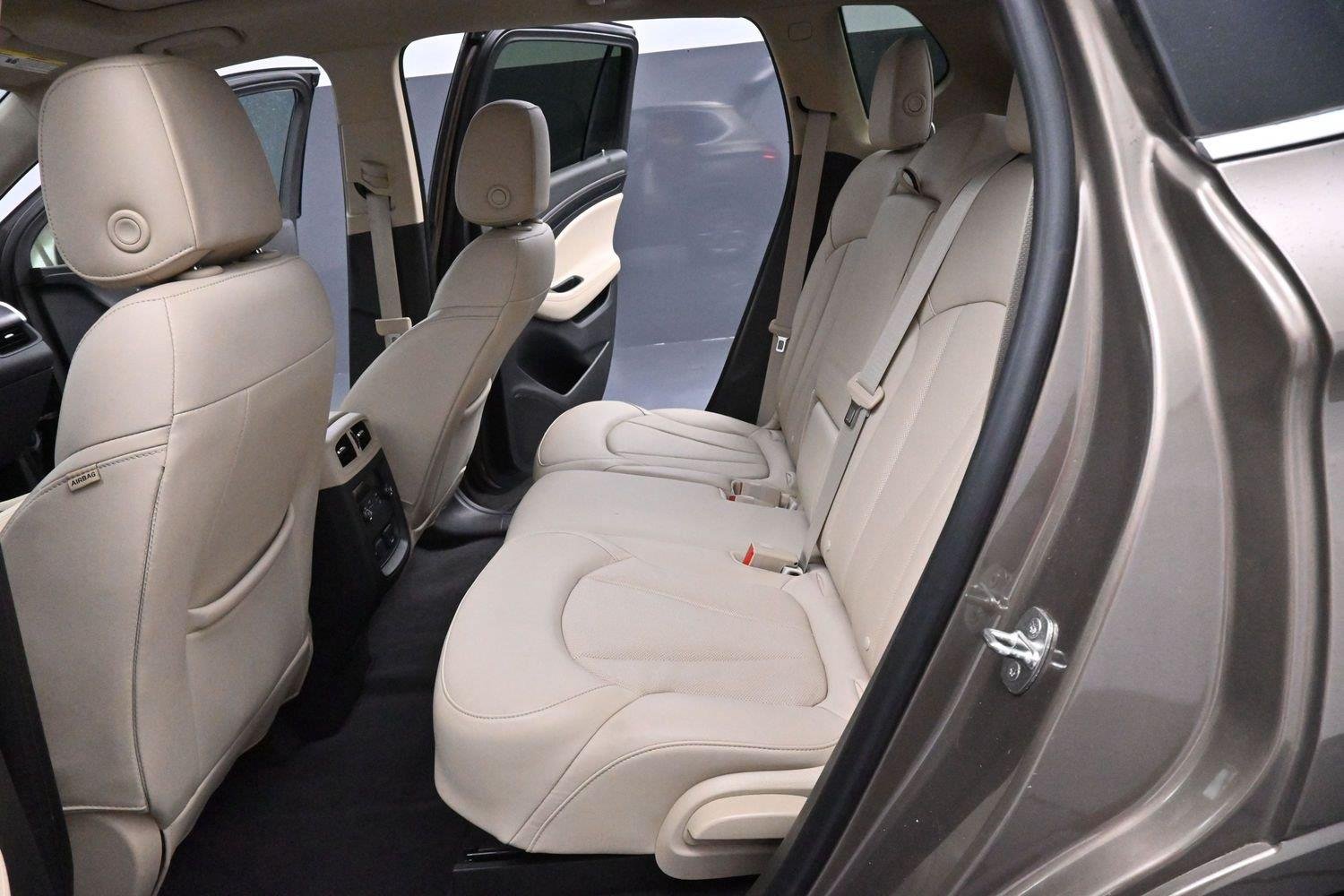 Used 2017 BRONZE ALLOY METALLIC Buick Essence image 33