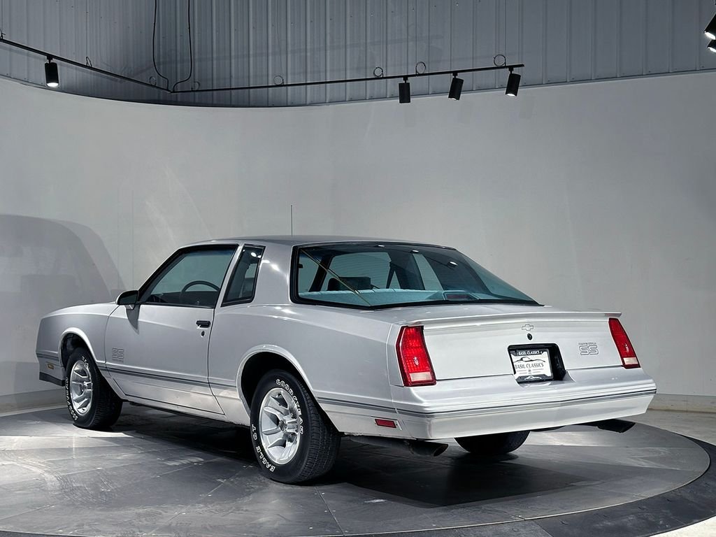 Used 1987 Gray Chevrolet  image 10