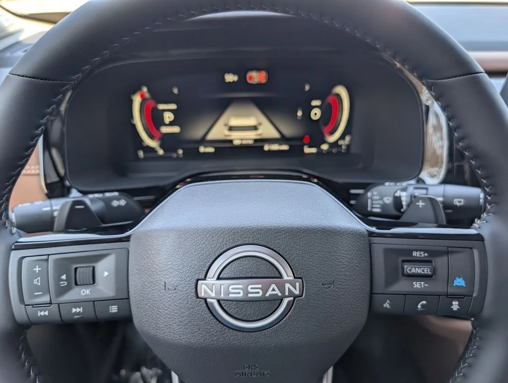 New 2026 Everest White Pearl TriCoat Nissan Platinum image 12