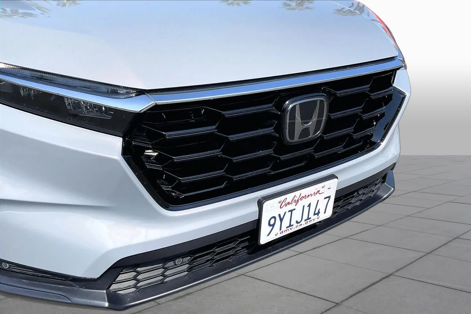 Used 2026 Urban Gray Pearl Honda EX-L image 29