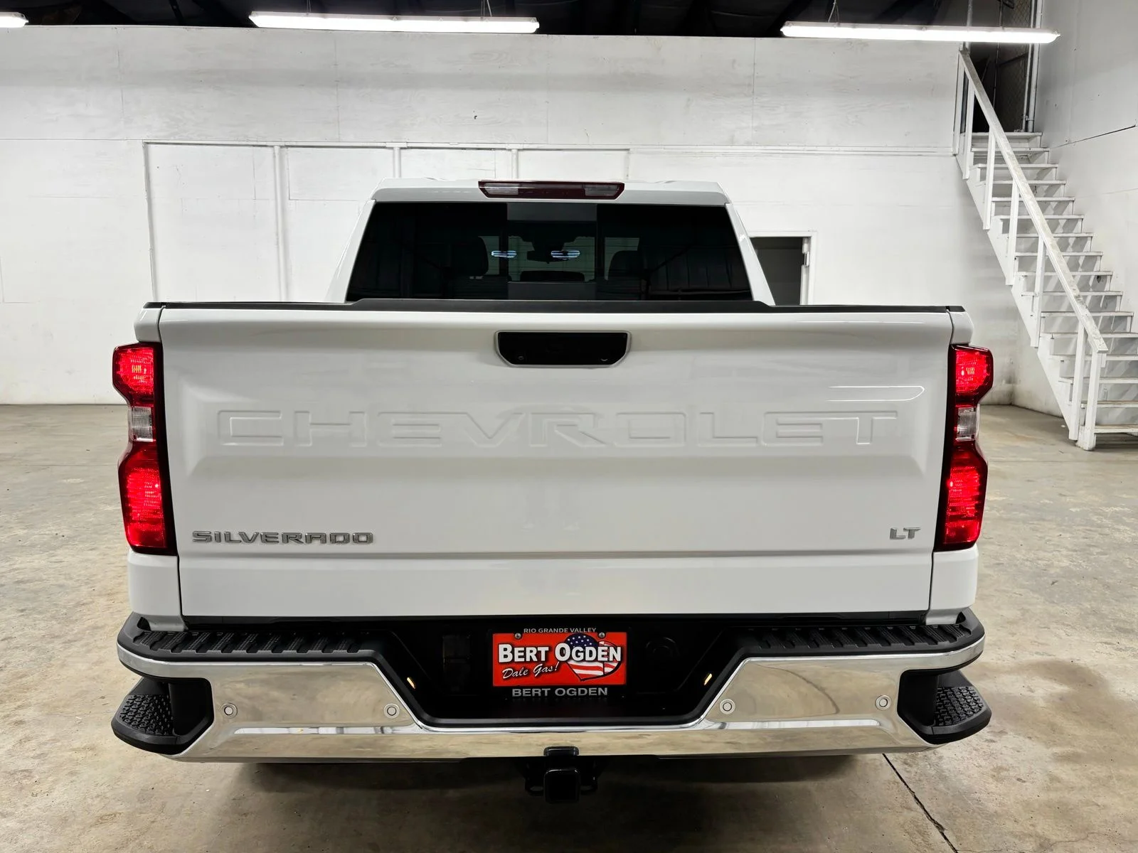 Used 2026 White Chevrolet LT image 6