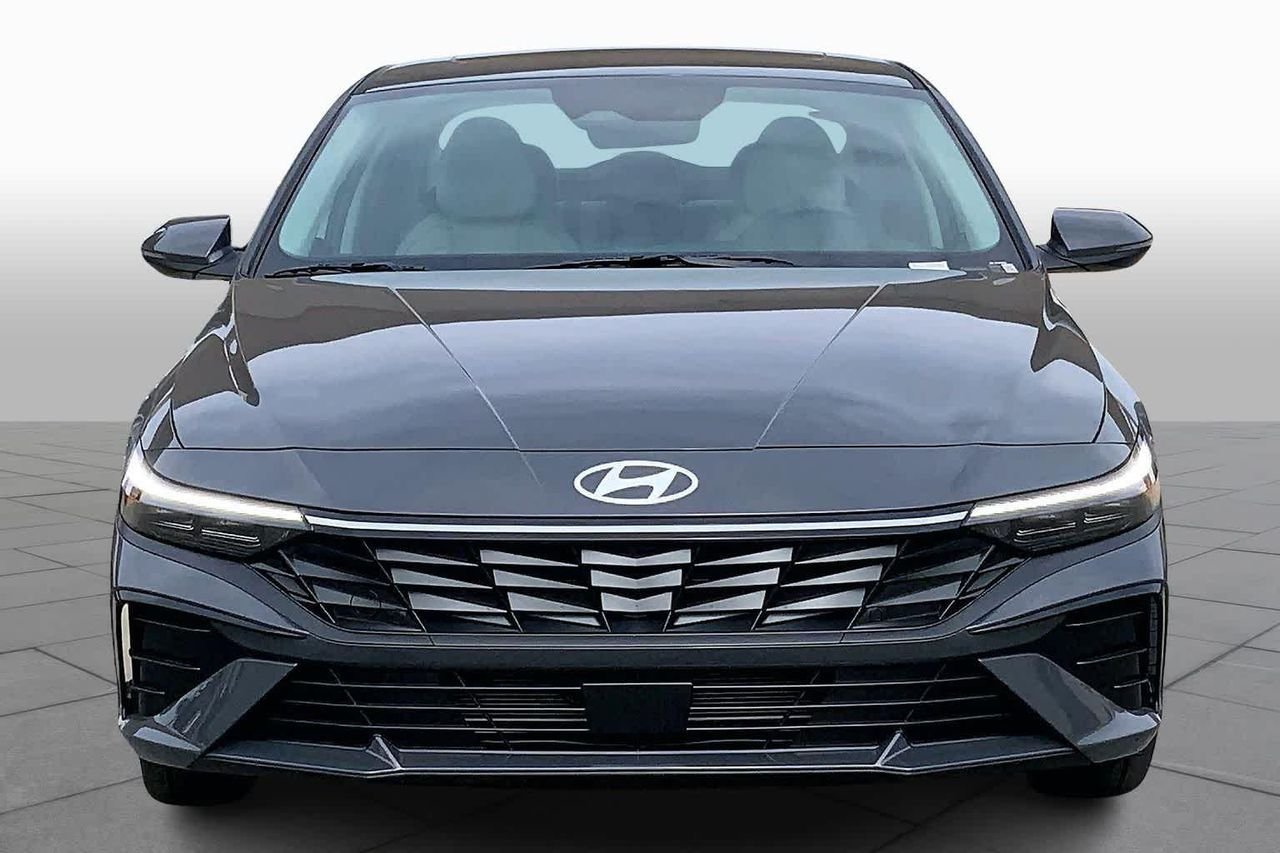 New 2026 Ecotronic Gray Hyundai Limited image 3