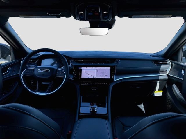 New 2027 White Jeep Limited image 27
