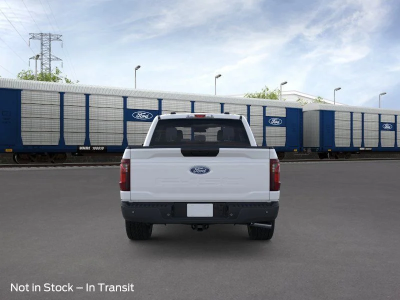 New 2026 Oxford White Ford XL image 5