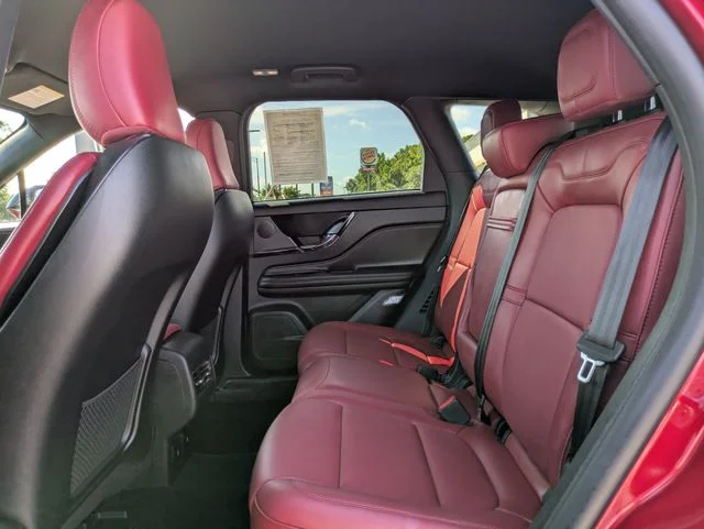 Certified Used 2025 Red Carpet Metallic Tinted Clearcoat Lincoln Reserve image 14