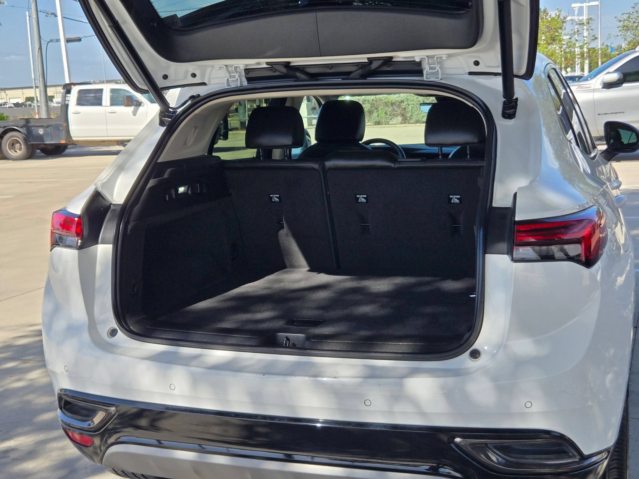 2022 Buick Envision Essence - Photo 27