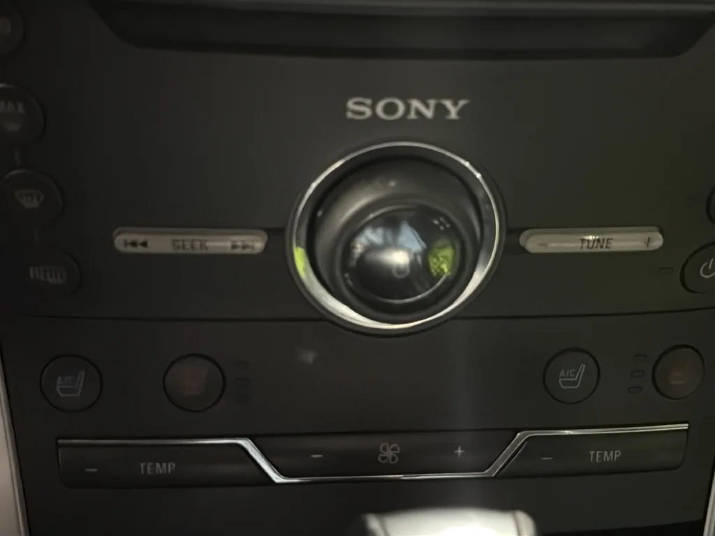 Used 2016  Ford Titanium image 17