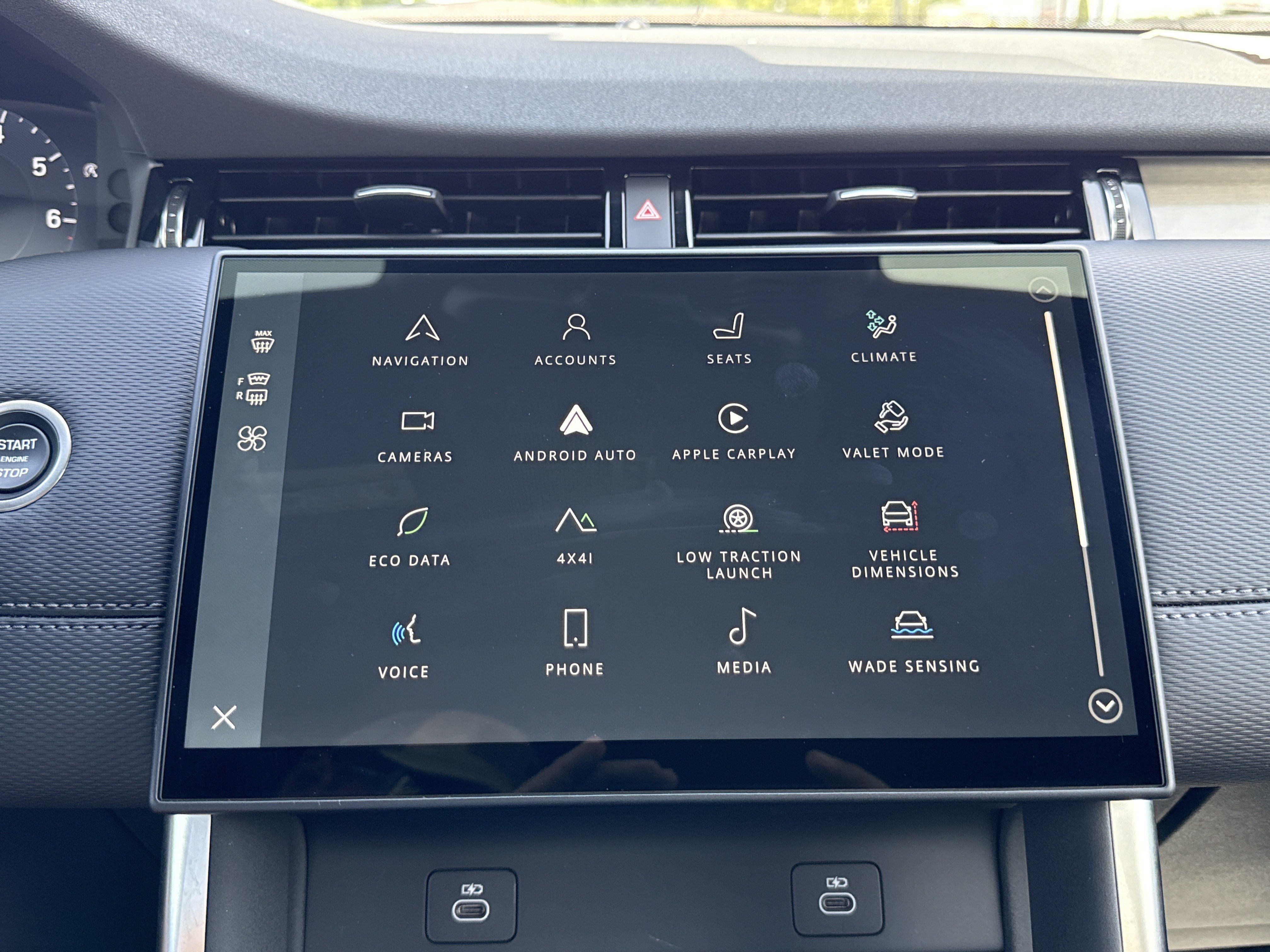 2025 Land Rover Discovery Sport Dynamic SE - Photo 30