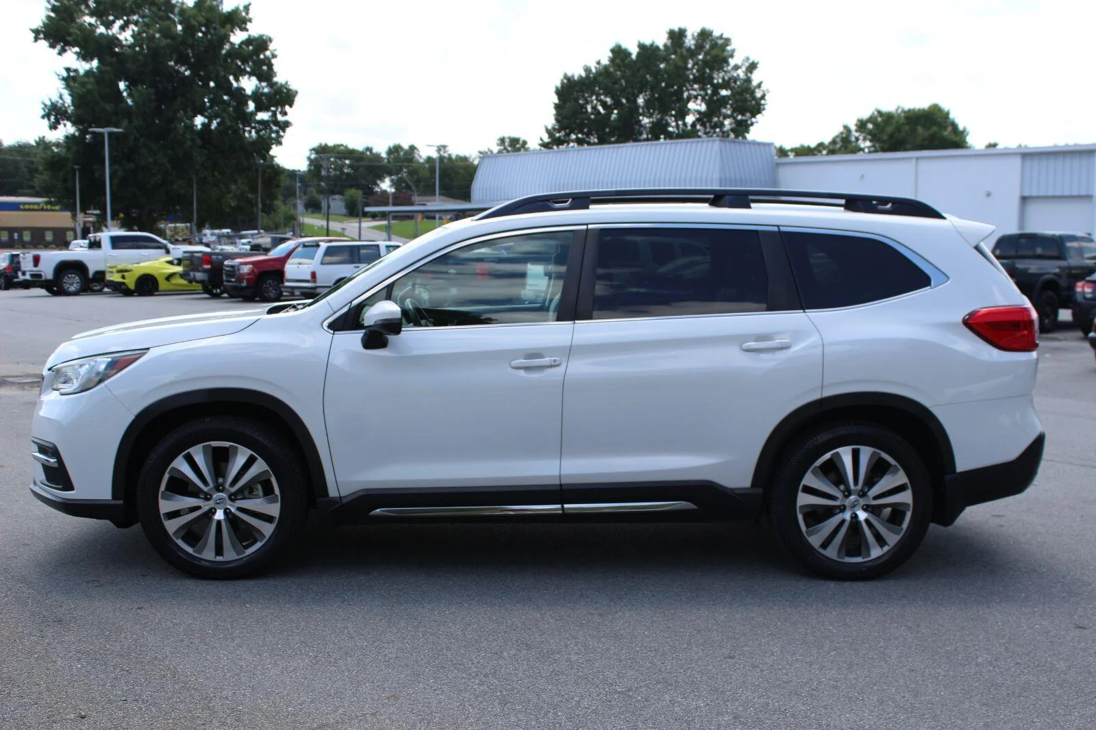 Used 2021 White Subaru Limited image 4