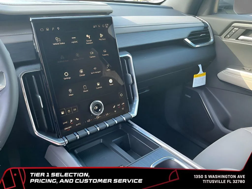 New 2026 Glacier White Tricoat GMC Elevation image 33