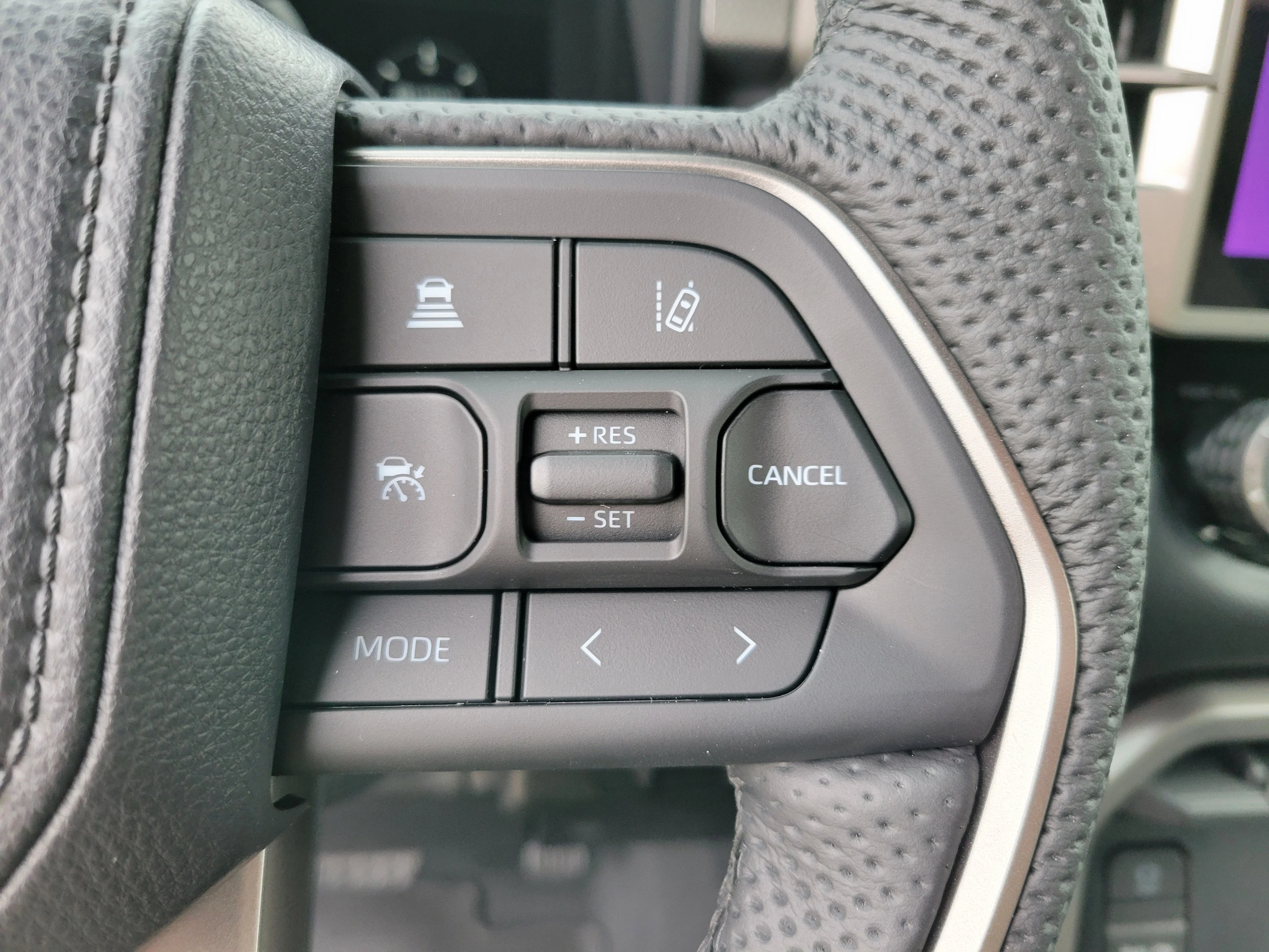 2026 Toyota Tundra Limited - Photo 11