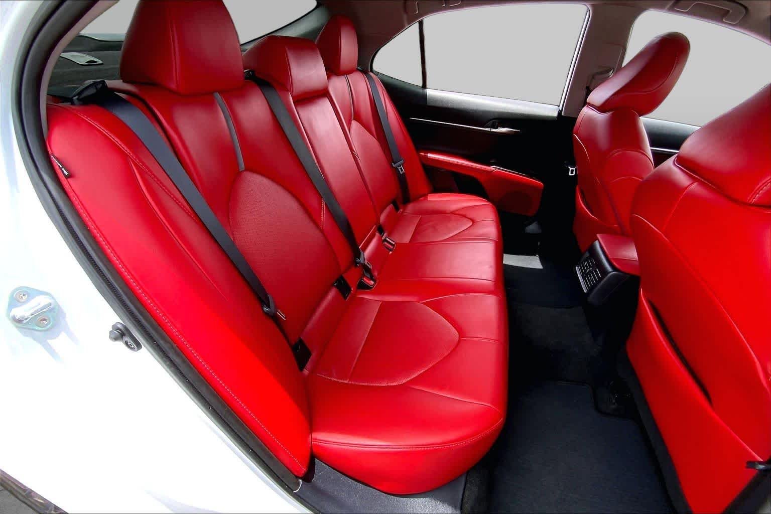 Used 2024 Wind Chill Pearl Toyota XSE image 19