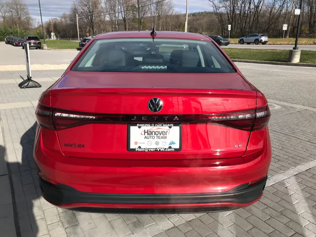2026 Volkswagen Jetta SE - Photo 7