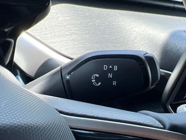 2025 Volkswagen ID. Buzz Pro S - Photo 10