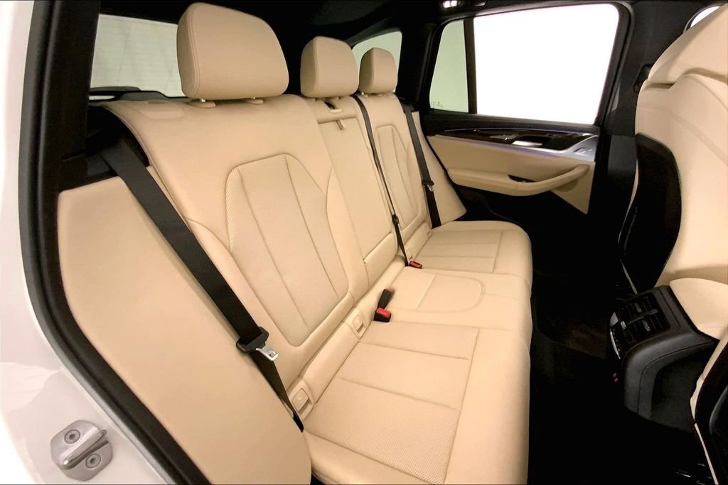 Certified Used 2023 Alpine White BMW  image 15