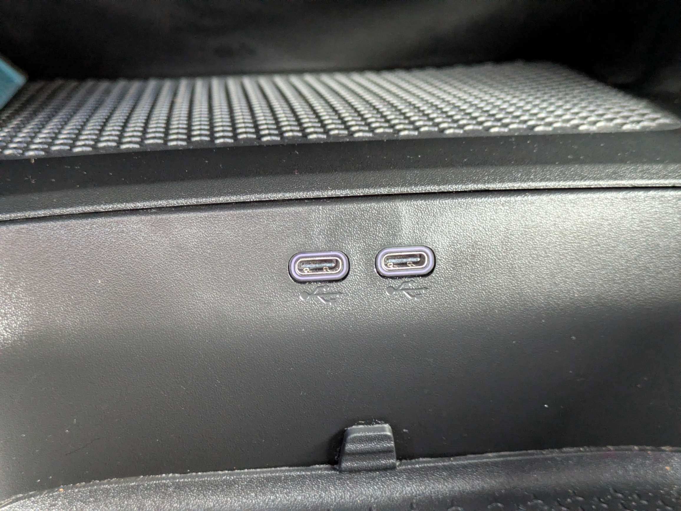 Used 2024 Iridescent Pearl Tricoat Chevrolet LT image 21