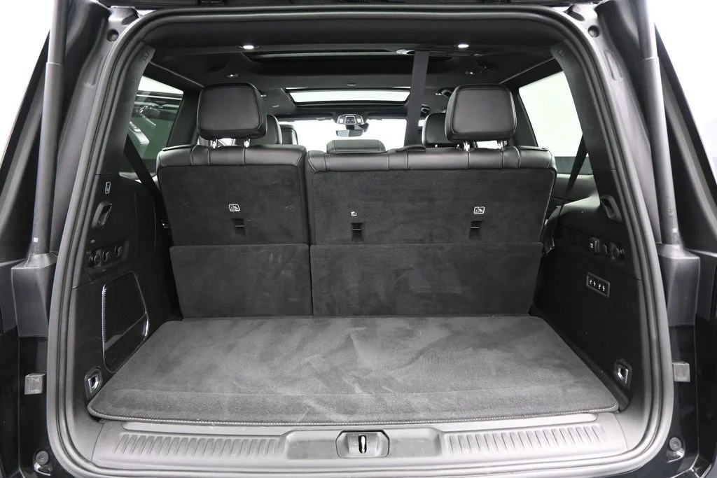 Used 2025 Black Jeep Series III image 30