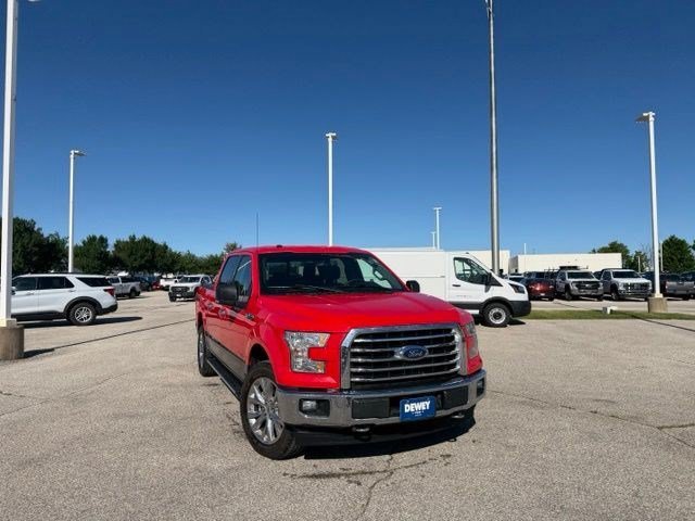 Used 2017 Race Red Ford XLT image 2