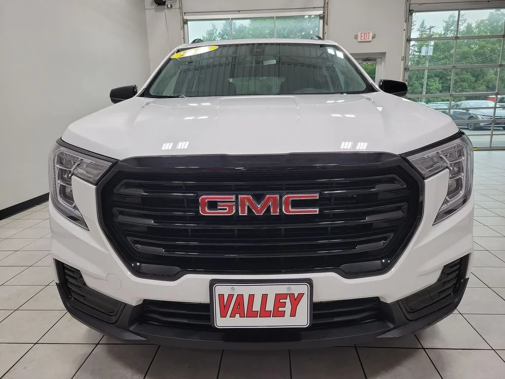 Certified Used 2023 White GMC SLE image 6