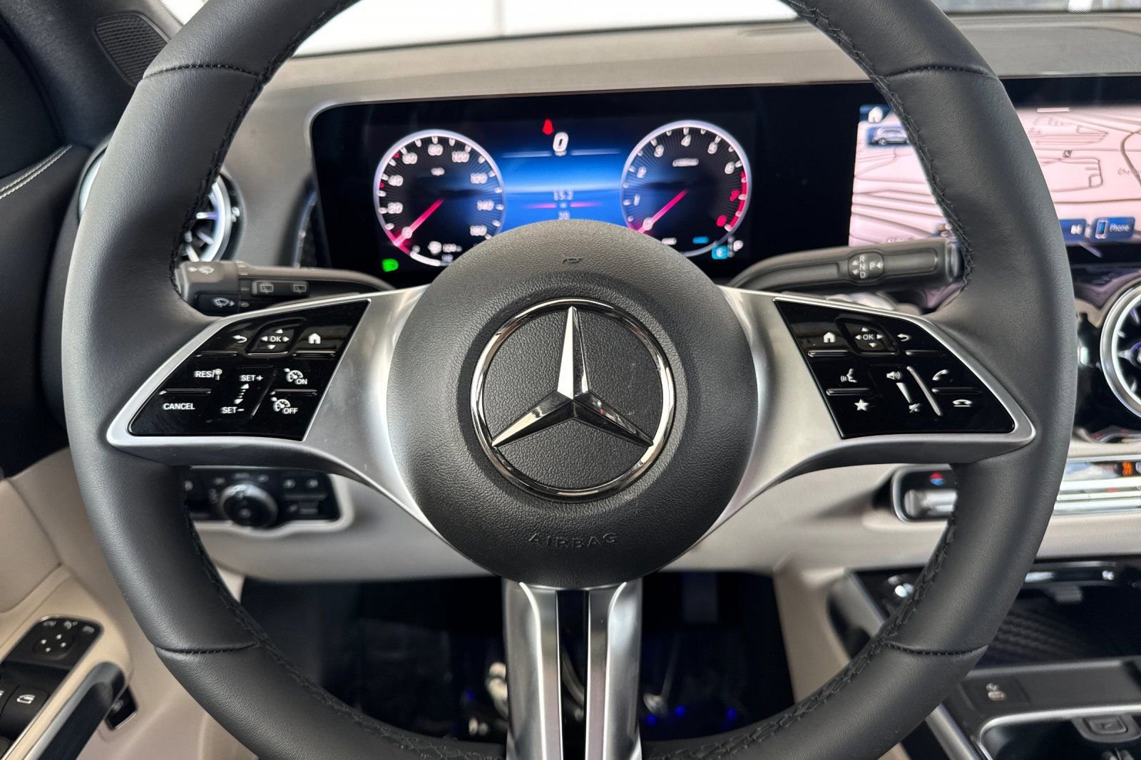 2025 Mercedes-Benz GLB Base - Photo 25