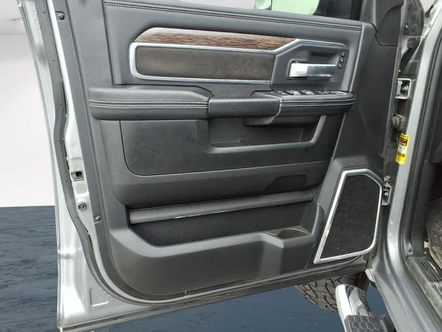 Used 2019 Silver Ram Laramie image 22