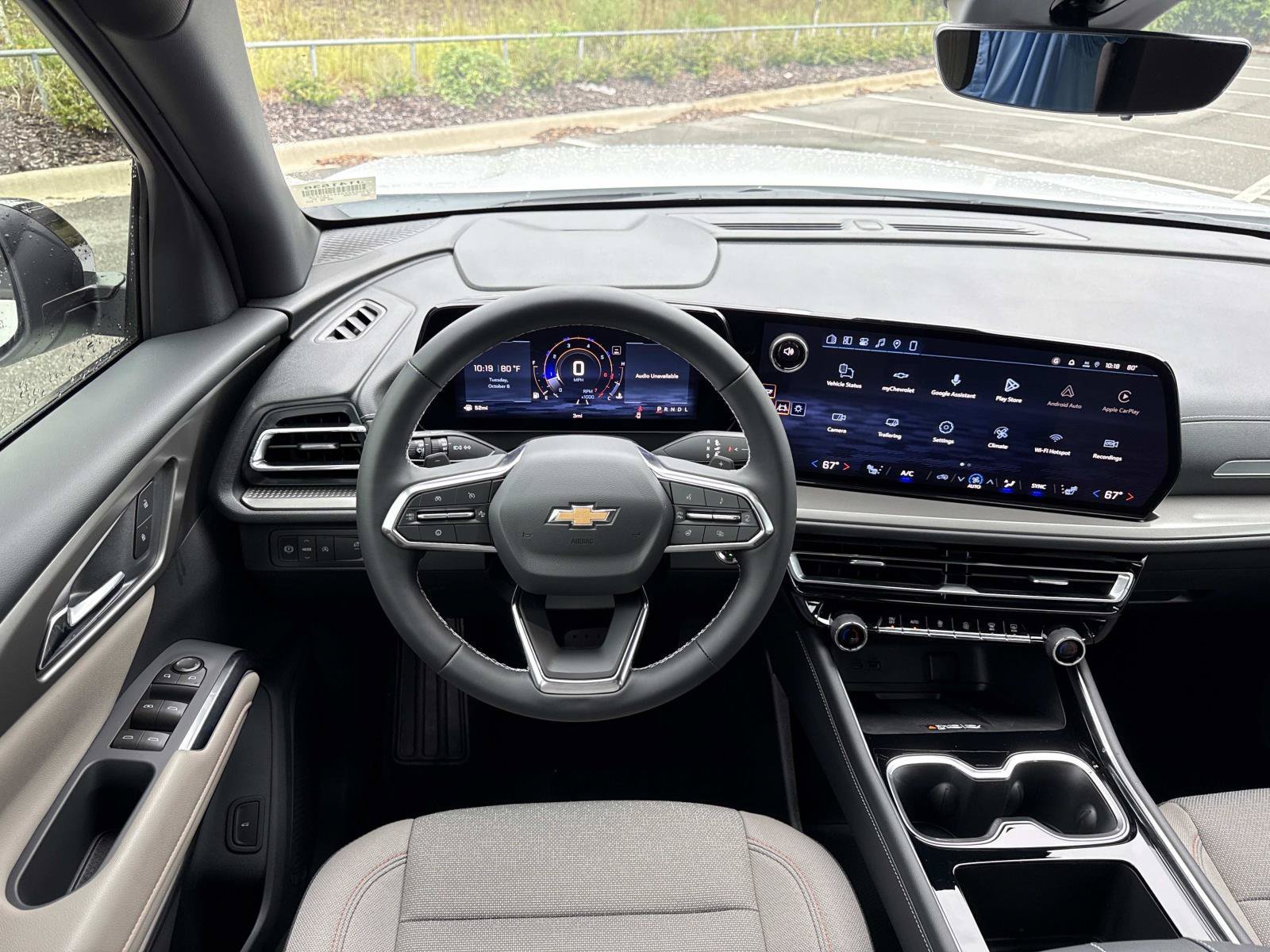 2027 Chevrolet Traverse LT - Photo 14