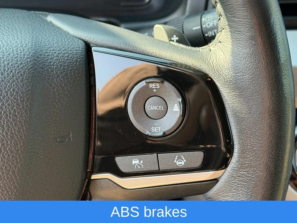 Used 2021 Red Honda Touring image 18