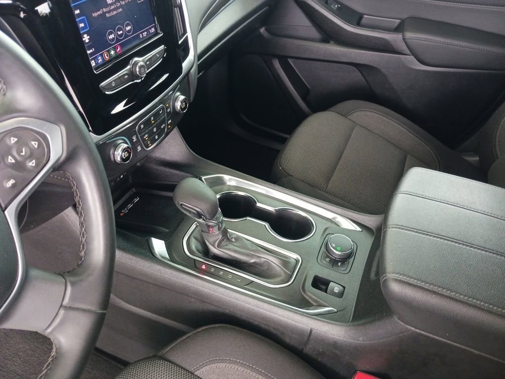 Used 2023 Sterling Gray Metallic Chevrolet LT Cloth image 27