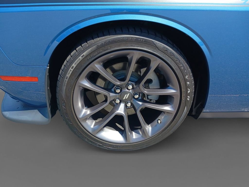 2023 Dodge Challenger R/T - Photo 15