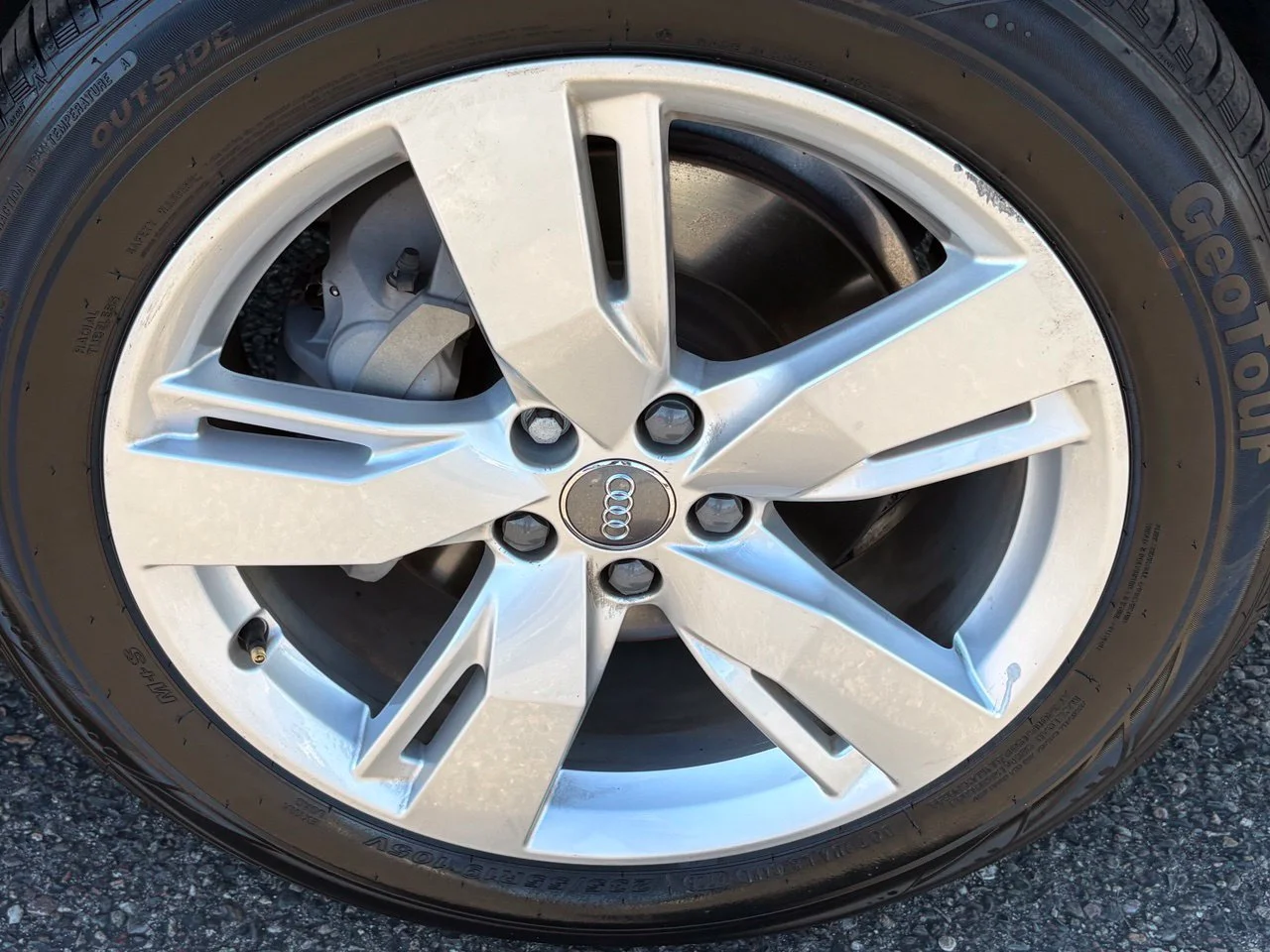 Used 2018 Black Metallic Audi 2.0T Premium Plus image 9