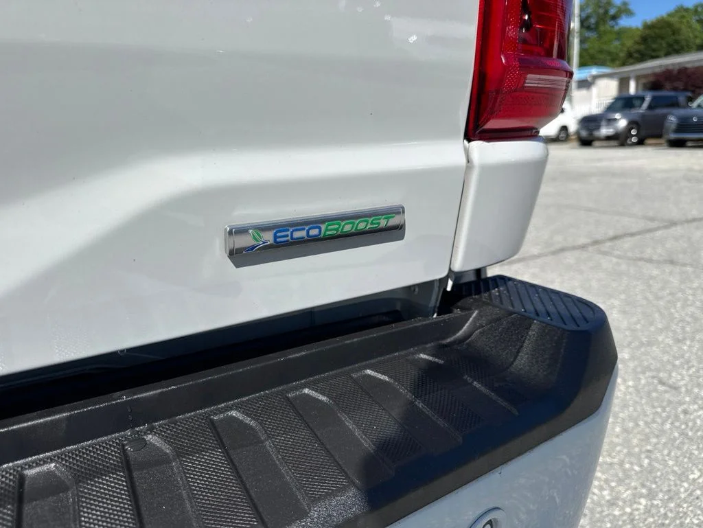 Used 2023 White Ford XLT image 30