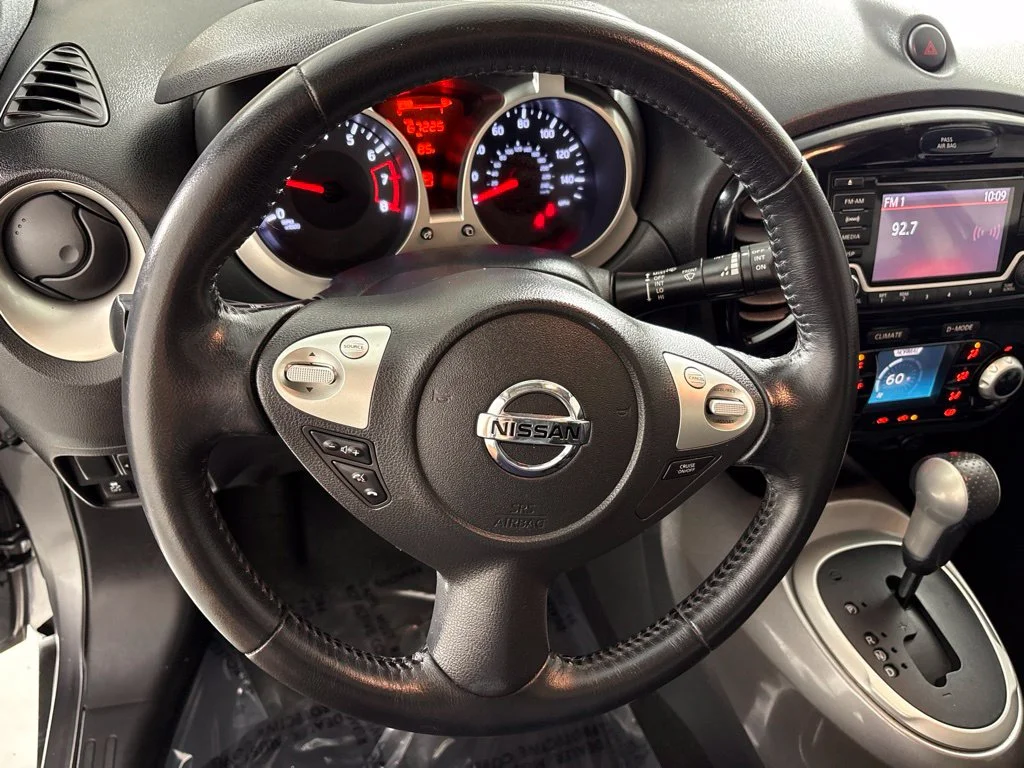 Used 2017 Gray Nissan SV image 27