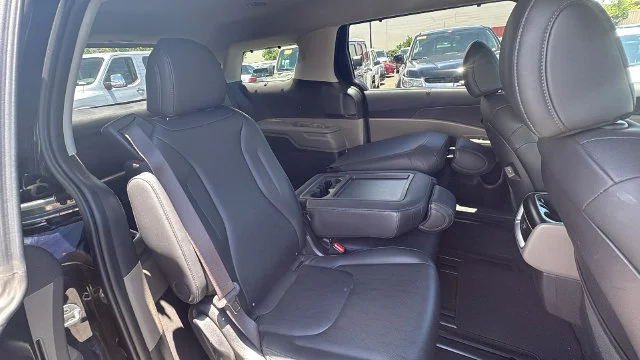 Used 2025 Blue Kia EX image 12
