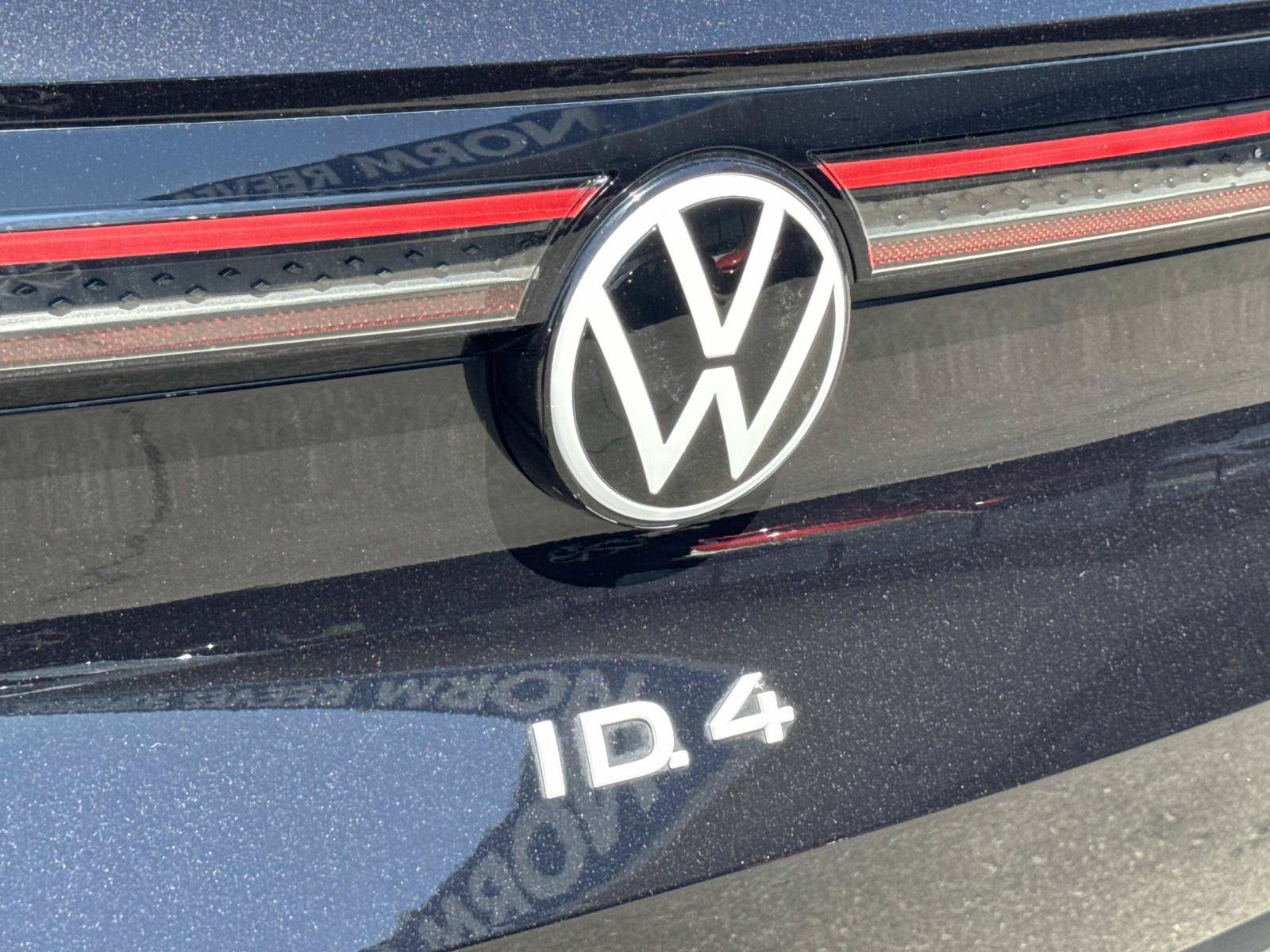 Certified Used 2023 Deep Black Pearl Volkswagen Pro image 28