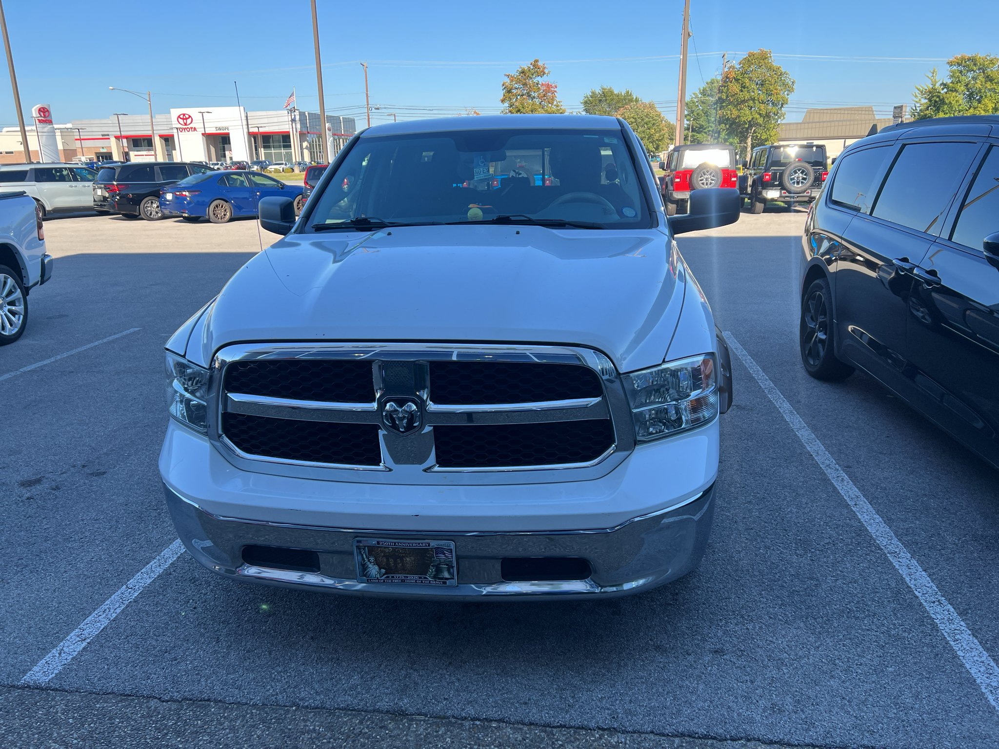 Used 2018 Bright White Clearcoat Ram SLT image 1