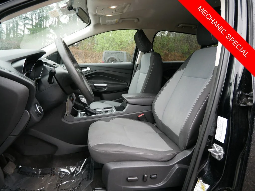 Used 2018 Black Ford SE image 15