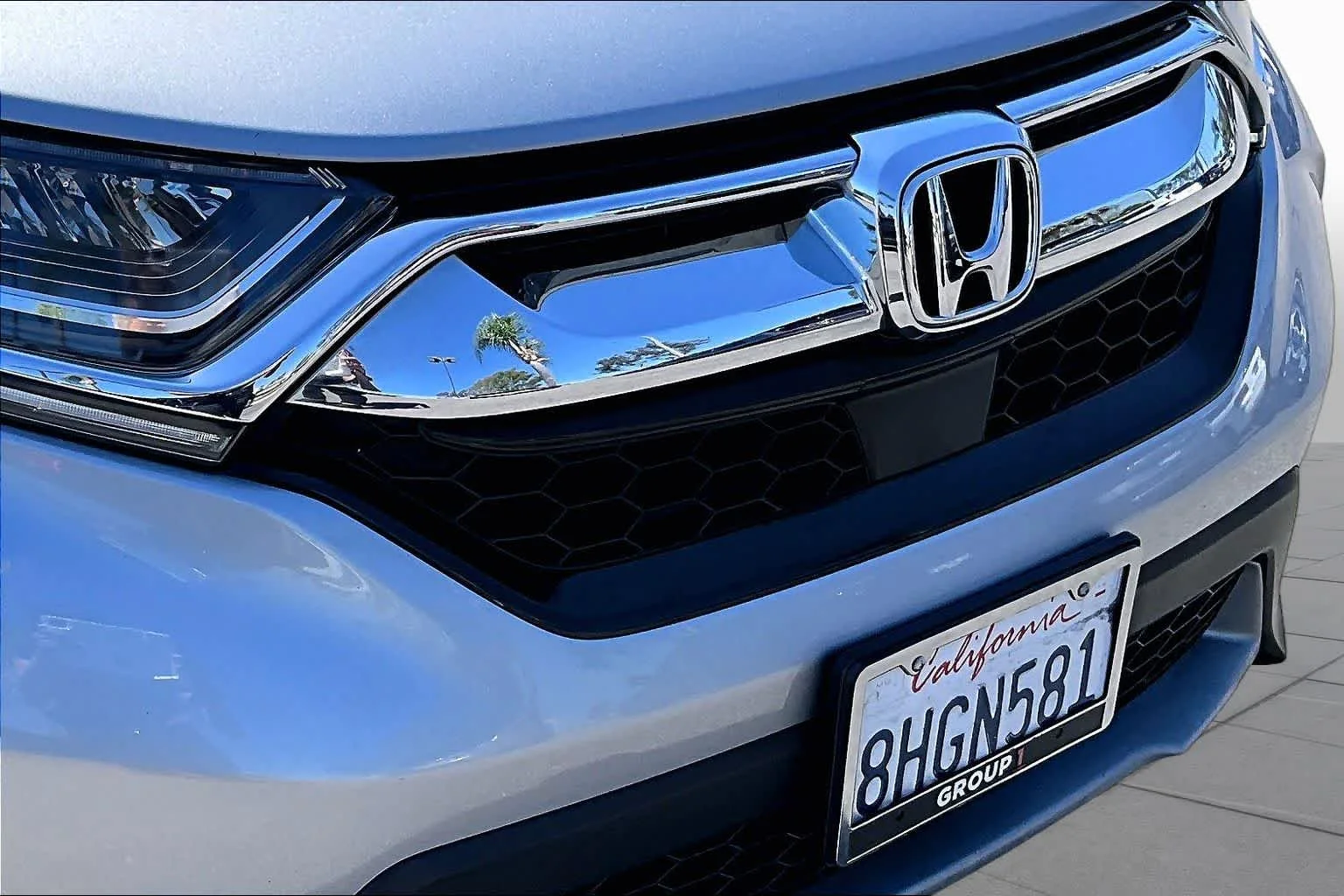 Used 2018 Lunar Silver Metallic Honda Touring image 28