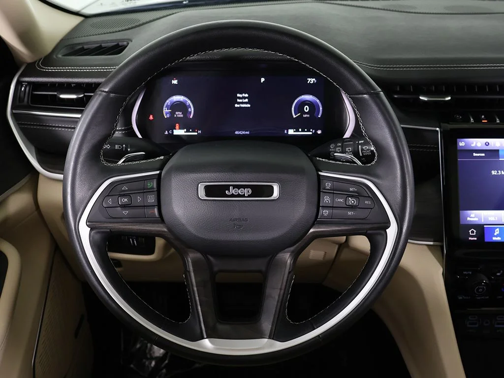 Used 2022 Gray Jeep Limited image 45