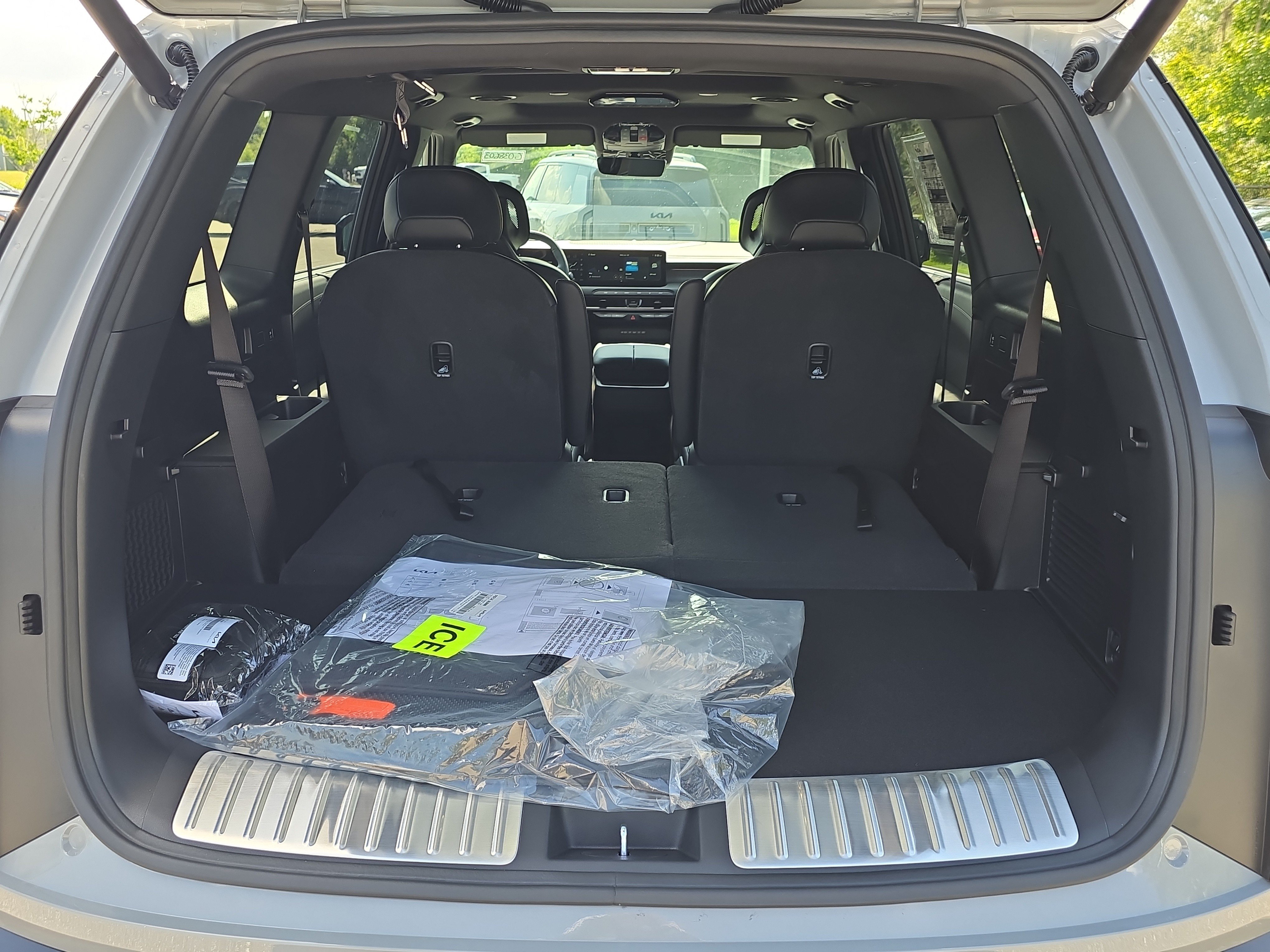 New 2027 Wolf Gray Kia X-PRO SX image 10