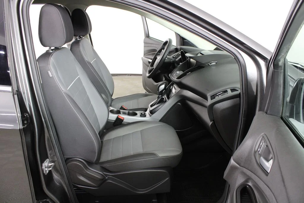 Used 2015 Gray Ford SE image 16