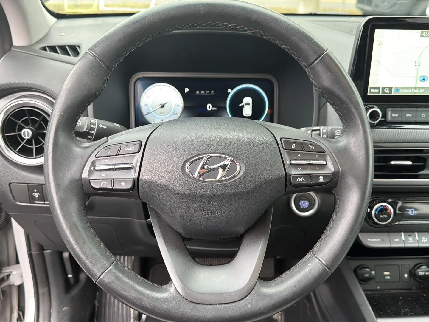 Used 2023 Cyber Silver Hyundai Limited image 17