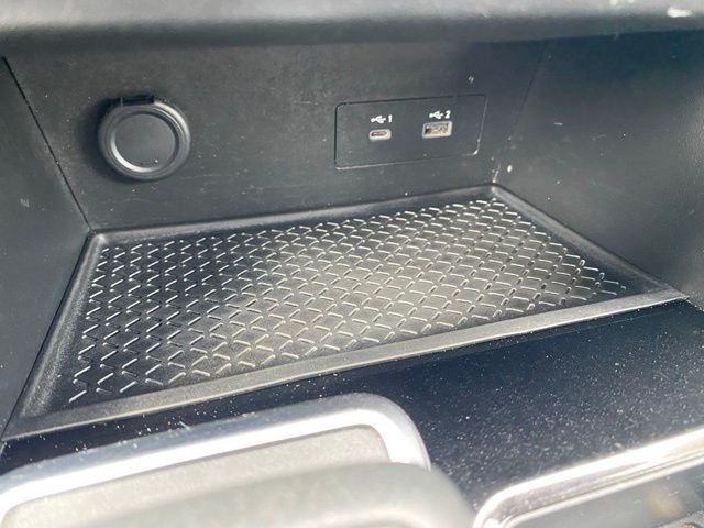 Used 2022 Gray Nissan SL image 22