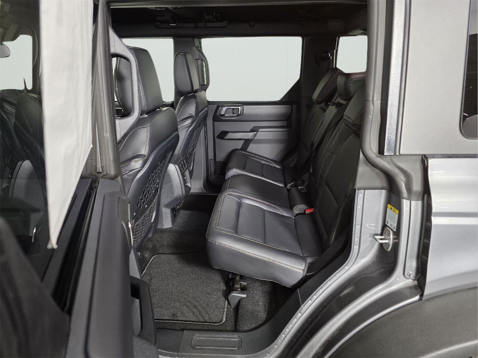Used 2025 Carbonized Gray Metallic Ford Badlands image 15