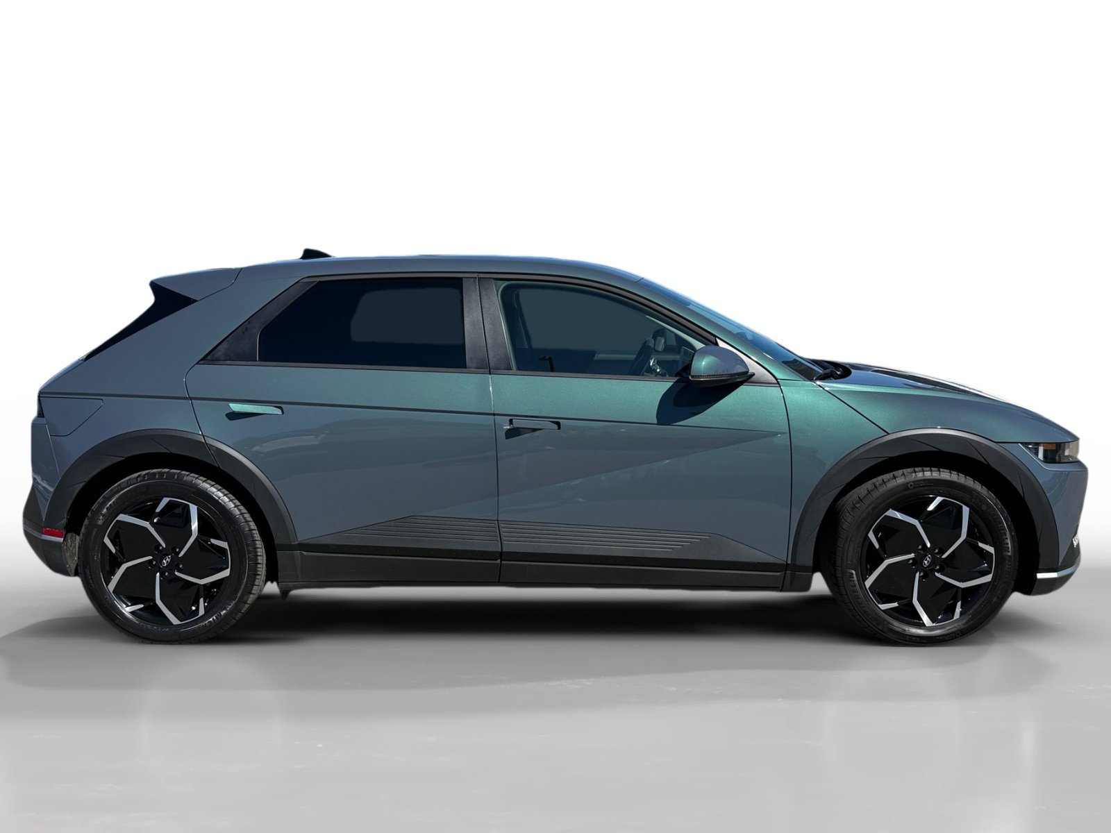 Certified Used 2024 Digital Teal Hyundai SEL image 6
